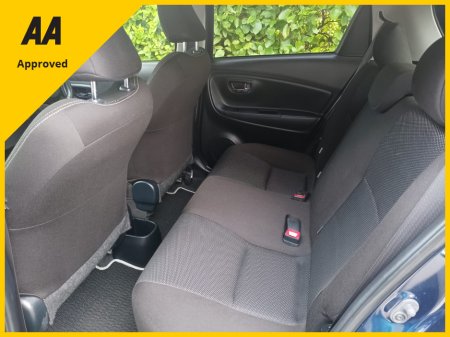 2020 Toyota Yaris - thumbnail 9