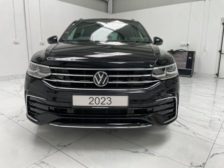 2023 Volkswagen Tiguan  €36,995 thumbnail