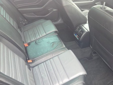 2021 Volkswagen Passat R-LINE TDI DSG €26,950 thumbnail