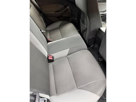 2013 Ford Focus - thumbnail 8