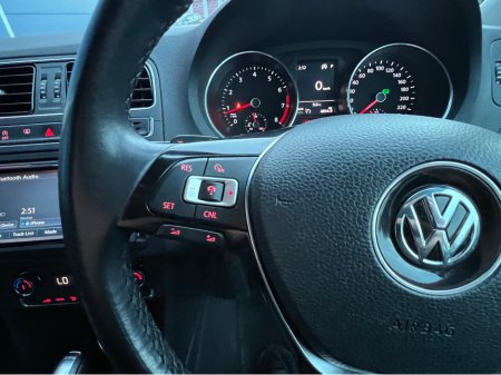 2017 Volkswagen Polo 1.2 TSI Automatic DSG High spec €13,495 thumbnail