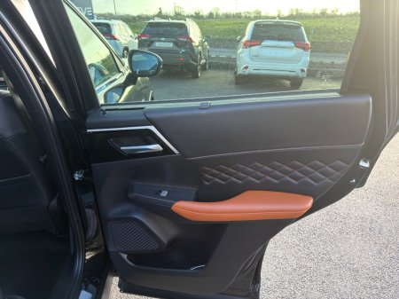 2023 Mitsubishi Outlander - thumbnail 13