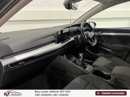 2022 Volkswagen Golf 2022 Volkswagen Golf Life 2.0TDI 6 Speed Manual 115bhp 5dr - 222 Reg €24,995 thumbnail
