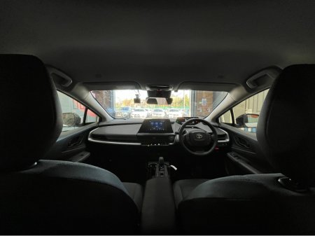 2024 Toyota Prius - thumbnail 14