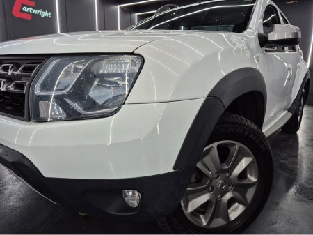 2017 Dacia Duster SIGNATURE 1.5 DCI 110 4 4DR €11,950