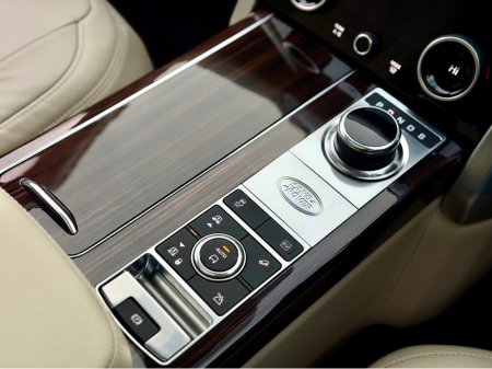 2020 Land Rover Range Rover 2.0 P400E AUTOBIOG €57,950 thumbnail