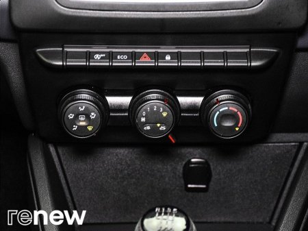 2020 Dacia Duster Blue dCi 115 Essential €13,400 thumbnail