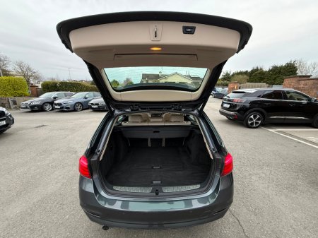 2016 BMW 3 Series - thumbnail 14