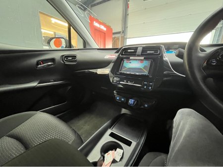 2022 Toyota Prius - thumbnail 16