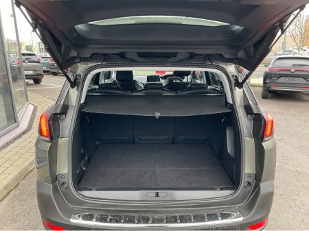 2020 Peugeot 5008 ALLURE 1.2 130 6.3 4DR €23,950 thumbnail