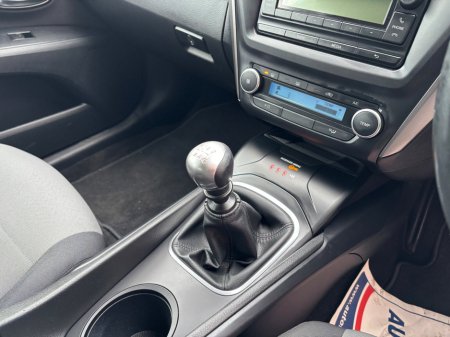 2016 Toyota Avensis - thumbnail 6