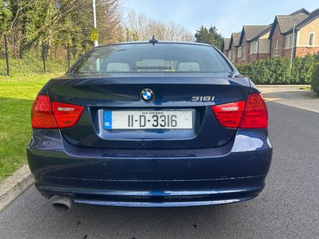 2011 BMW 3 Series - thumbnail 7