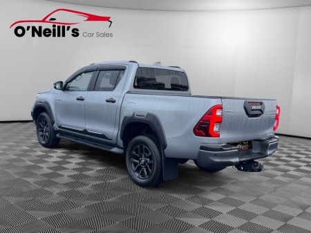 2024 Toyota Hilux *NO VAT* 2.8 INVINCIBLE AUTO #319 €51,999 thumbnail