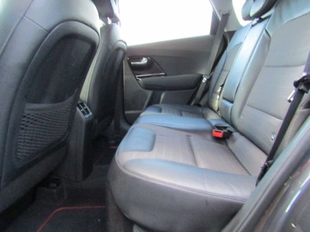 2019 Kia Niro 1.6 GDI 2 104BHP 5DR Auto €17,950 thumbnail