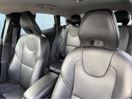 2018 Volvo V40 D4 INSCRIPTION - 2.0L DIESEL - AUTO - 12M WARRANTY - CAR: 1615 €14,950 thumbnail