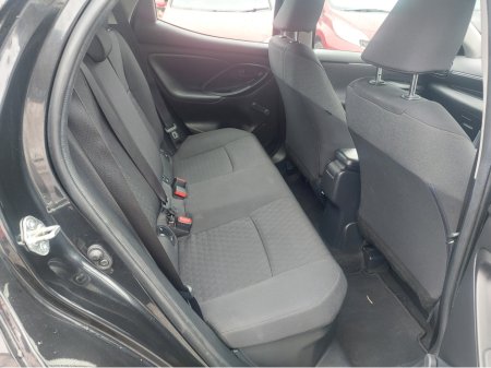 2023 Toyota Yaris 1.5 HYBRID LUNA 4DR AUTO €17,500 thumbnail