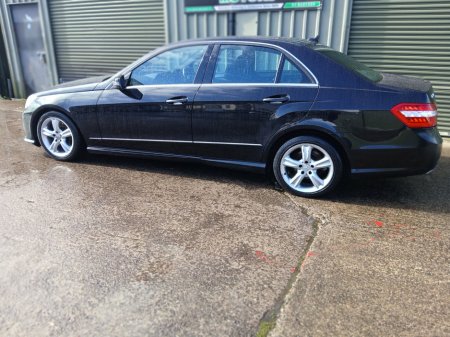 2012 Mercedes-Benz E Class - thumbnail 4