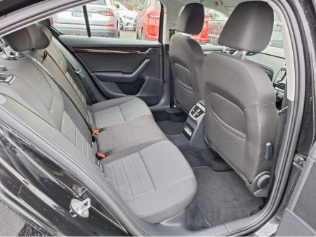 2016 Skoda Octavia STYLE 1.6 TDI 90HP *High Spec/ thumbnail