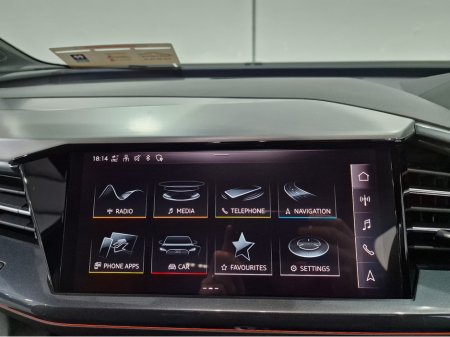 2024 Audi Q4 e-tron 45 S LINE (TECH PACK / 82KWH BATTERY) 282BHP AUTOMATIC **ONE OWNER / APPLE CARPLAY / ADAPTIVE CRUISE CONTROL / FULL LEATHER / SONOS PREMIUM SOUND / SAT NAV / REVERSE CAMERA / WIRELESS PHONE CHARGING** €43,900 thumbnail