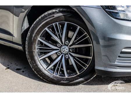 2018 Volkswagen Golf - thumbnail 6