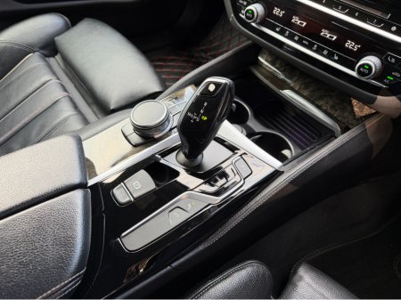 2018 BMW 5 Series - thumbnail 19