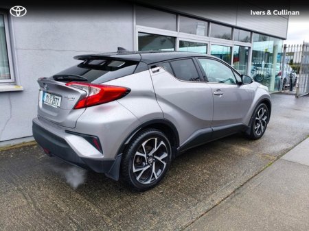 2017 Toyota C-HR - thumbnail 2