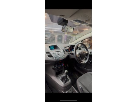 2015 Ford Fiesta 1.25 60PS Zetec €10,950 thumbnail