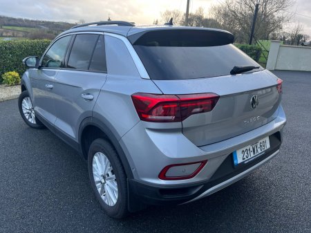 2023 Volkswagen T-Roc 2.0 TDI 116HP Life €28,950 thumbnail