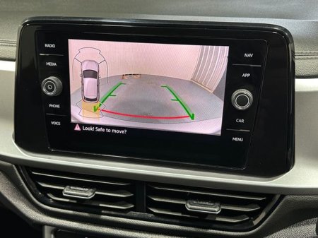 2025 Volkswagen T-Roc - thumbnail 14