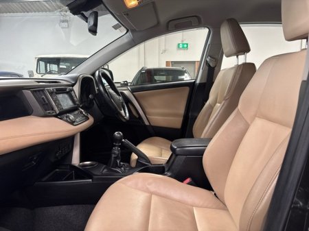 2014 Toyota Rav4 - thumbnail 6