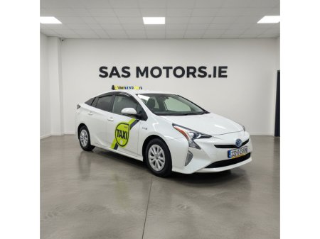 2022 Toyota Prius 1.8 Hybrid Luxury with Sat Navi & JBL €23,950 thumbnail