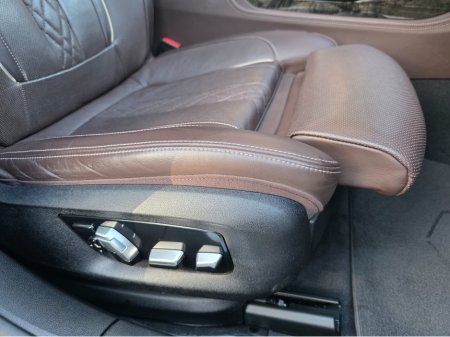 2017 BMW 7 Series - thumbnail 21