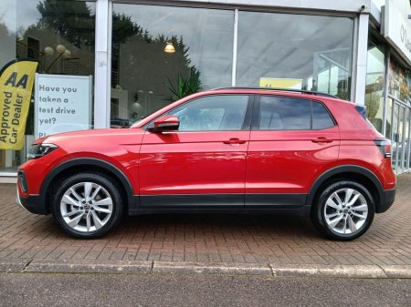 2025 Volkswagen T-Cross 1.0 TSI M5F 95HP Edit 75, Kings Red, 17km. €28,750 thumbnail