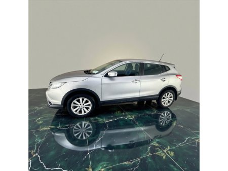 2015 Nissan Qashqai 1.5 DSL SV €7,888 thumbnail