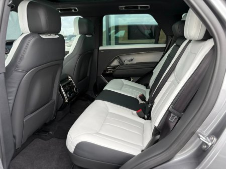 2025 Land Rover Range Rover Sport - thumbnail 9