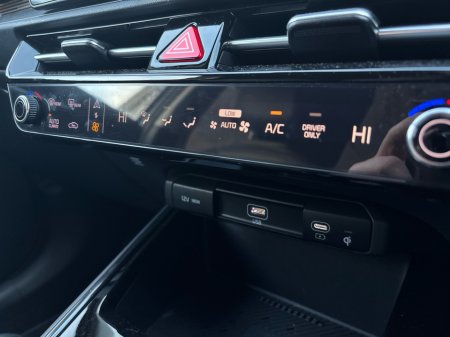 2025 Kia Niro HEV SEM €37,950 thumbnail