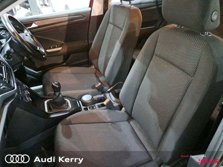 2018 Volkswagen T-Roc - thumbnail 11