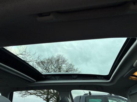 2016 Subaru Forester - thumbnail 7