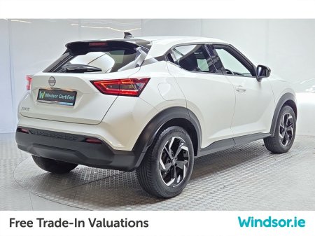 2023 Nissan Juke - thumbnail 2