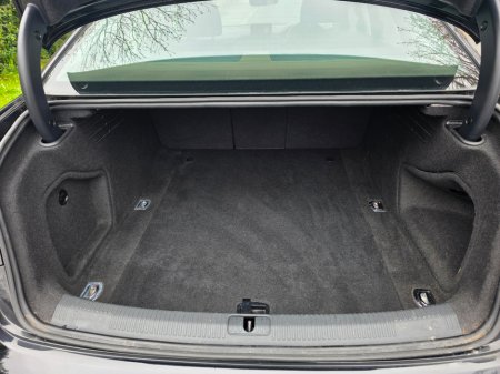 2016 Audi A4 - thumbnail 9