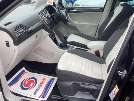 2019 Volkswagen Tiguan - thumbnail 17