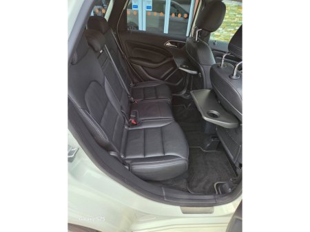 2012 Mercedes-Benz B Class B 180 BE Classic €8,950 thumbnail