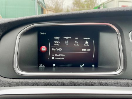 2017 Volvo V40 - thumbnail 37