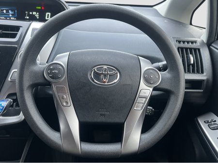 2020 Toyota Prius Alpha 2020 Toyota Prius Alpha  Self Charging Hybrid Automatic €19,950 thumbnail