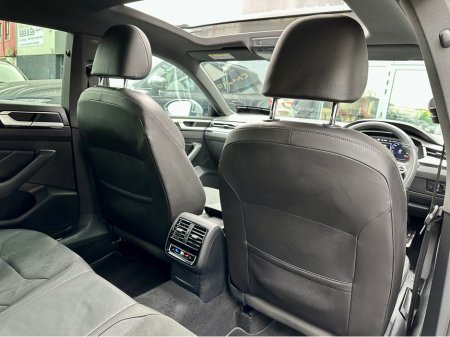 2024 Volkswagen Arteon R-LINE 2.0 TDI MANUAL 6SPEED FWD 150HP 5DR €44,950 thumbnail