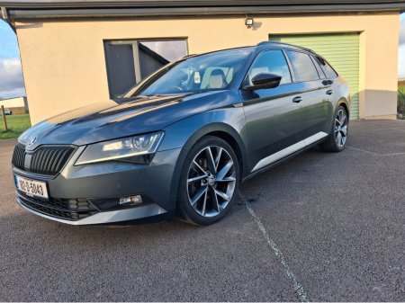 2018 Skoda Superb - thumbnail 4