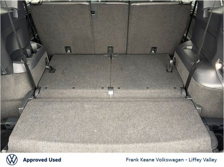 2023 Volkswagen Tiguan Allspace R-LINE AUTO 2.0 TDI 150HP *PLATINUM GREY* *7-SEATER* *SUNROOF* *CARPLAY & ANDROID AUTO* *REAR VIEW CAMERA* *PCP FINANCE AVAILABLE* €48,995 thumbnail