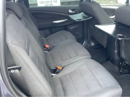 2011 Ford Galaxy - thumbnail 18