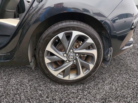 2016 Toyota Auris 1.8 Petrol Auto €13,999 thumbnail