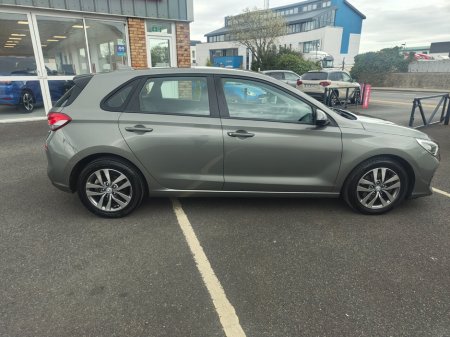 2020 Hyundai i30 - thumbnail 9